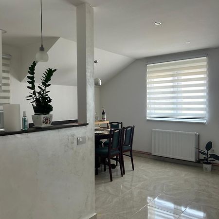 Apartman Diamond Lux Surčin المظهر الخارجي الصورة